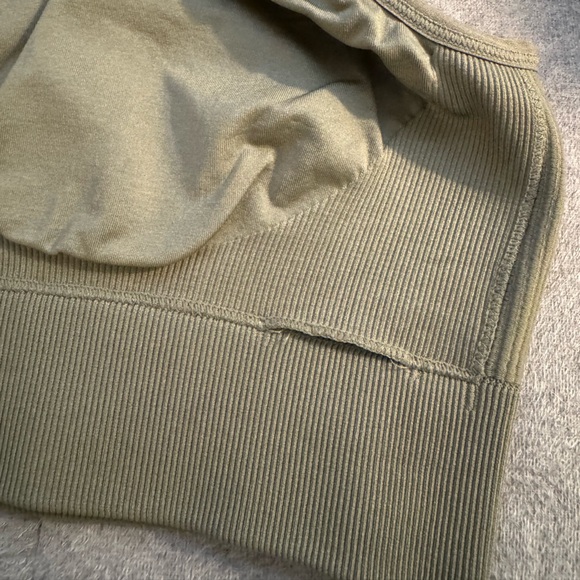 Bundle of 3 Aerie Seamless Bralette - Picture 2 of 11